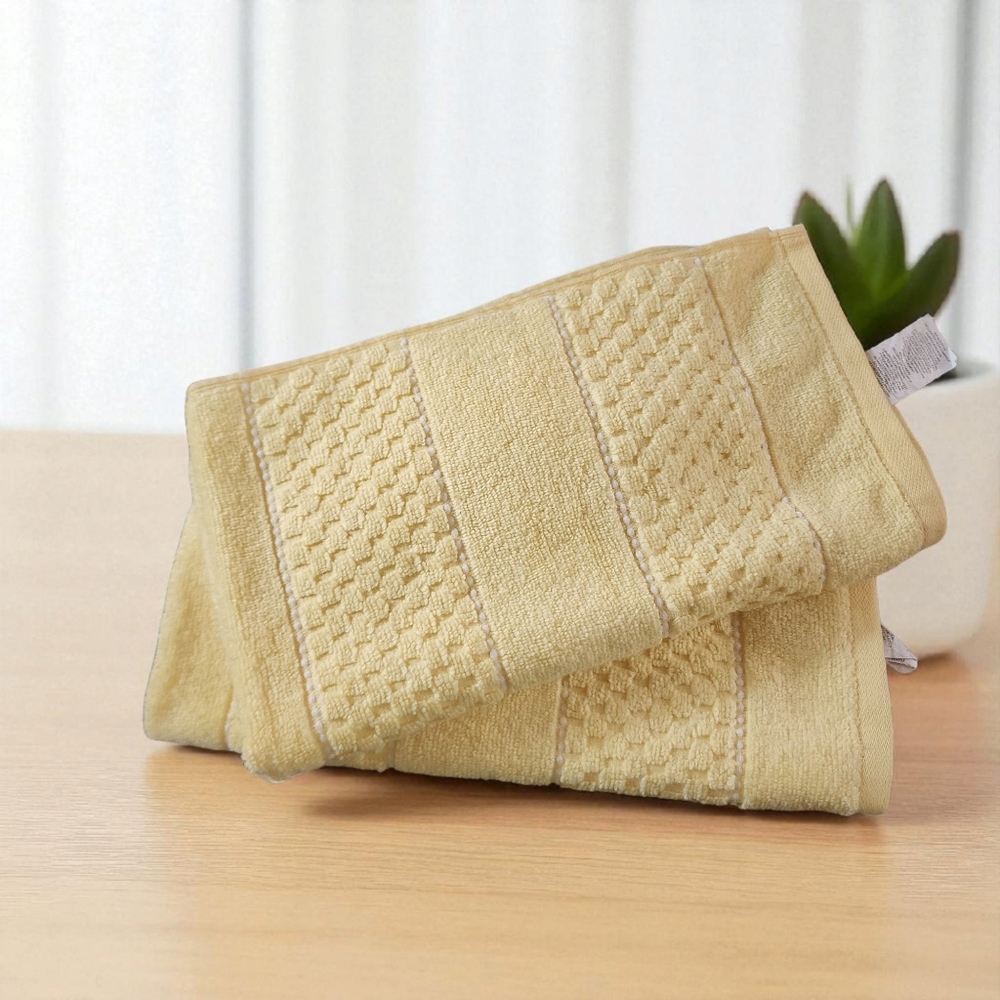 Dkny S/2 Soft Yellow Hand Towels..NWOT..